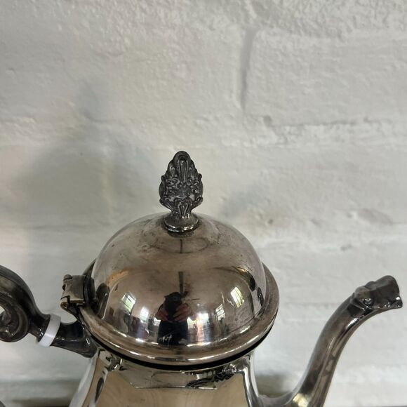 Vintage Leonard Silverplate Tea Pot with Ornate Floral Design - Picture 2 of 7